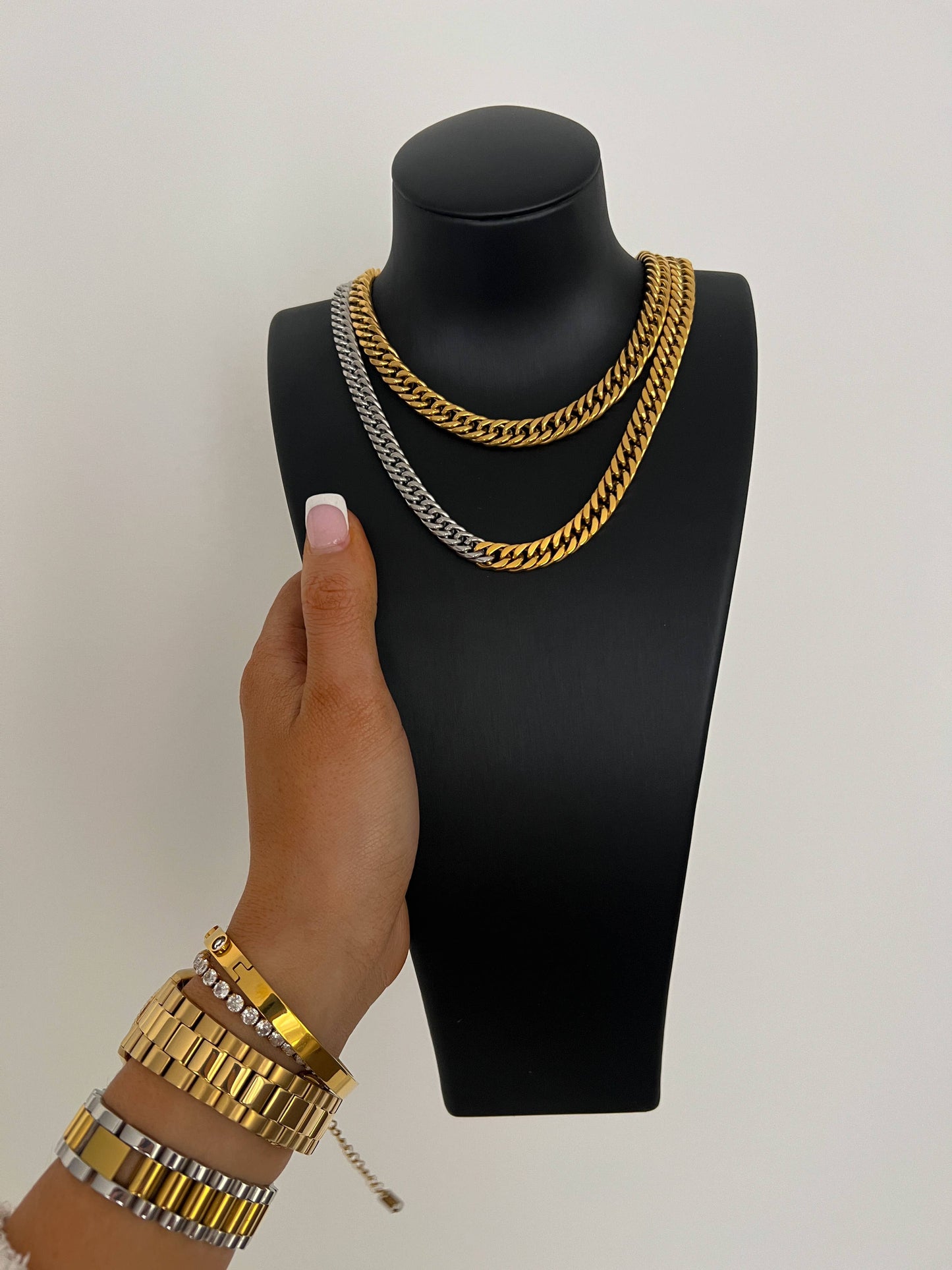 THE CHUNKY SHINY NECKLACE: GOLD + SILVER